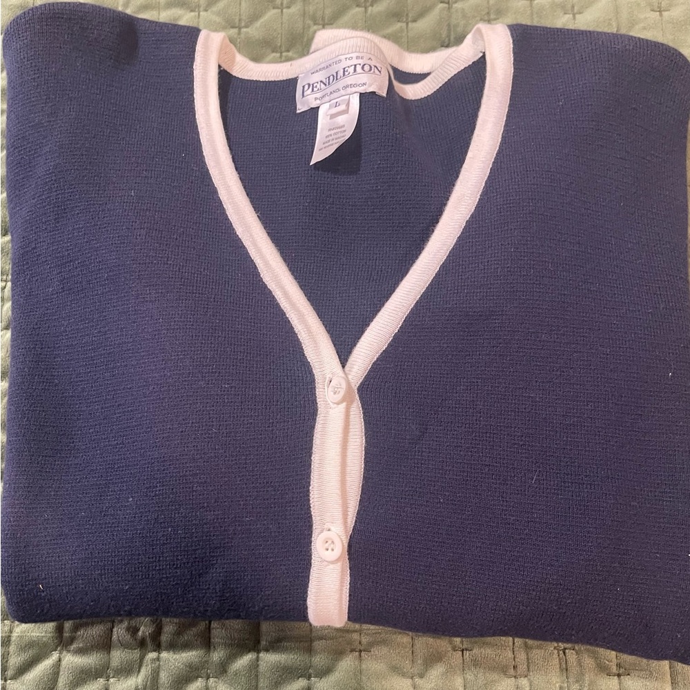 Pendleton navy v neck cardigan sweater with white trim 100% cotton‎ size large